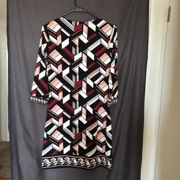 White House Black market dress - Picture 4 of 7